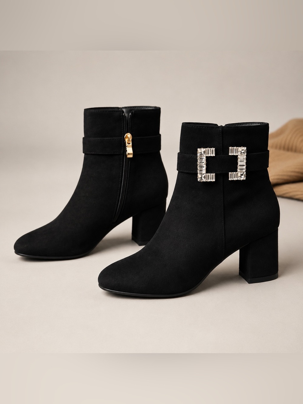 NWT Patrizia Tanwyn Black Rhinestone Ankle Boots EU 39 US 8.5